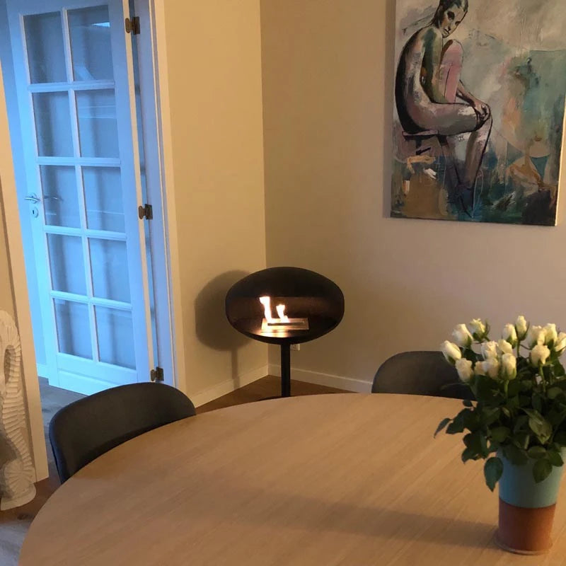 Cocoon Pedestal med sort fod - Sort