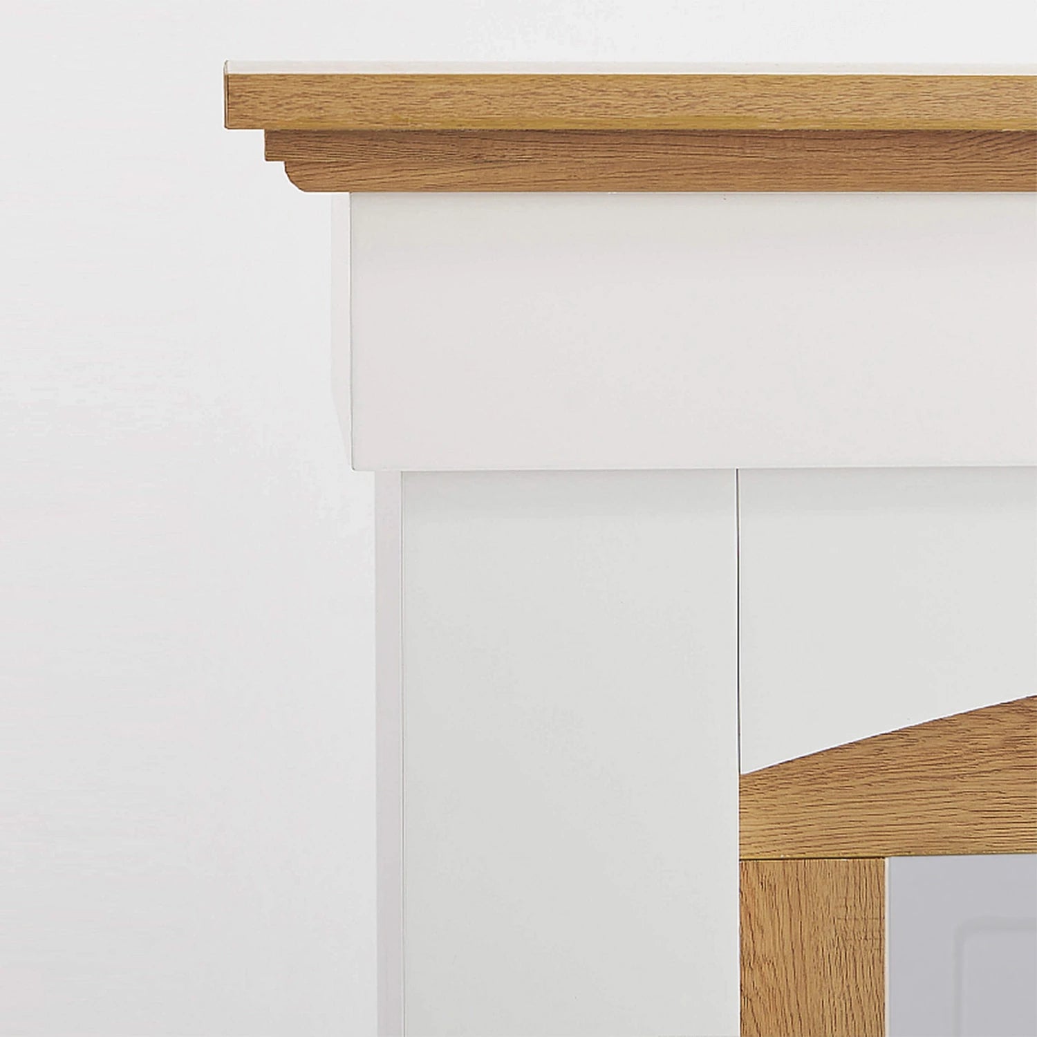 Woodley Hvid / Naturlig Eg - Pejseramme i MDF
