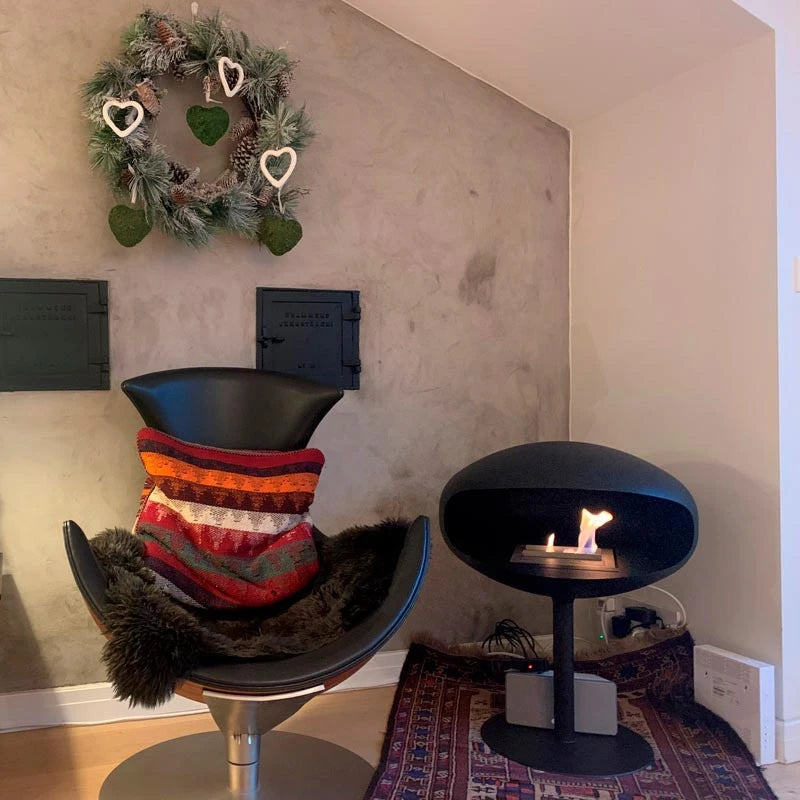 Cocoon Pedestal med sort fod - Sort