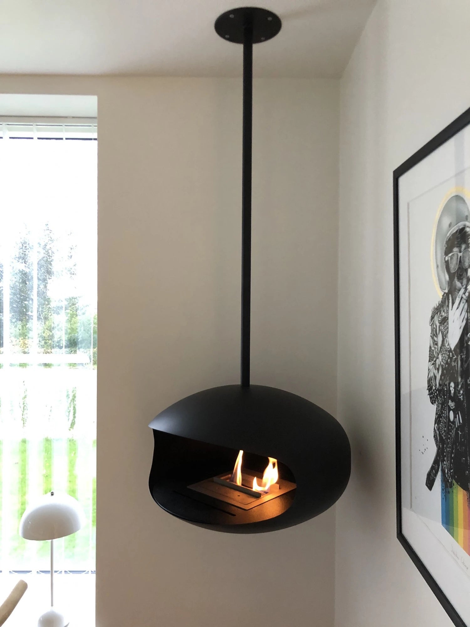 Cocoon Aeris Sort med sort loftstang