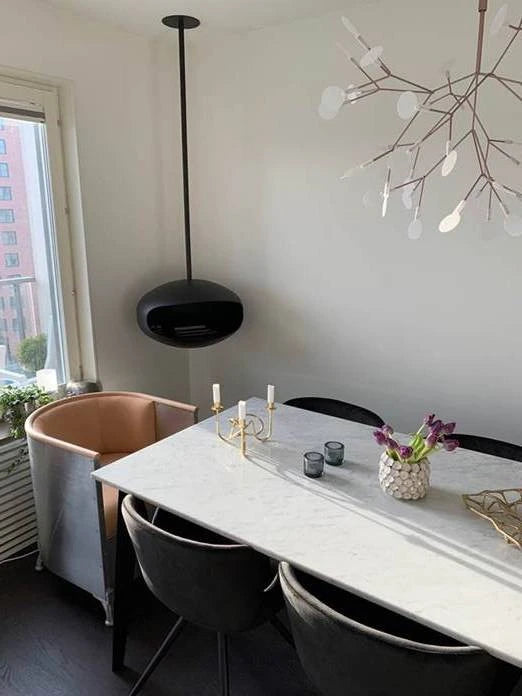 Cocoon Aeris Sort med sort loftstang