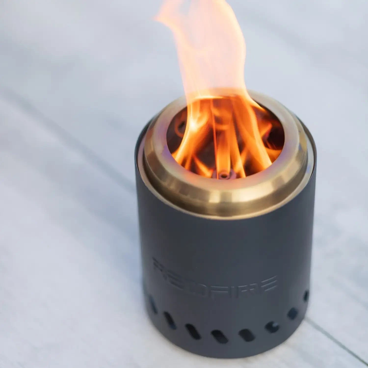 Volcano bord ildsted til piller og træ - Sort (Small)